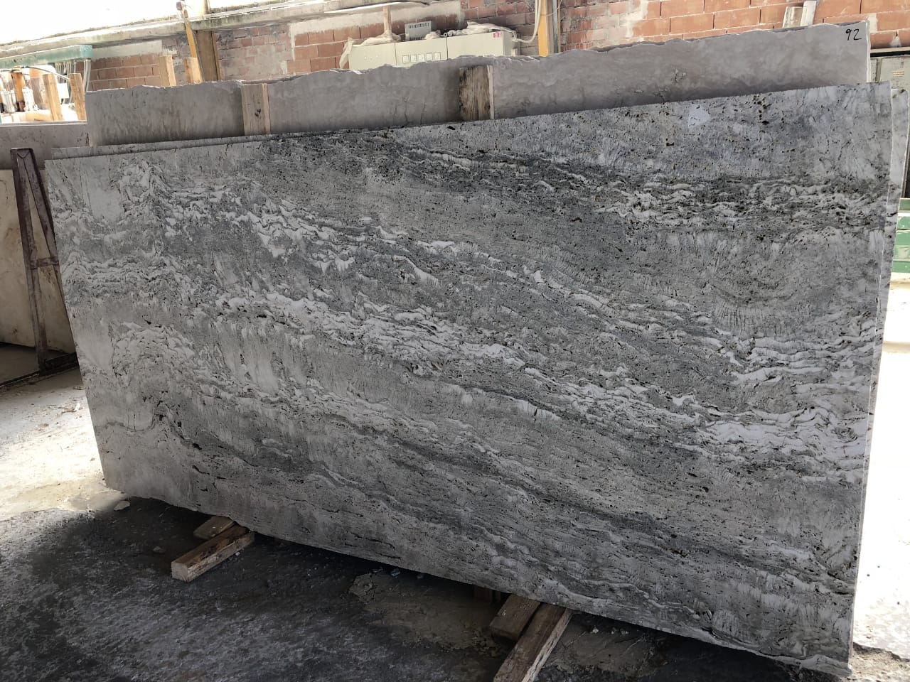 Etrusco Sand Blasted